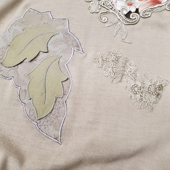 Vintage Bonnie And Billy By Holly Women's Size Med Floral Applique Top NWT - Picture 10 of 12